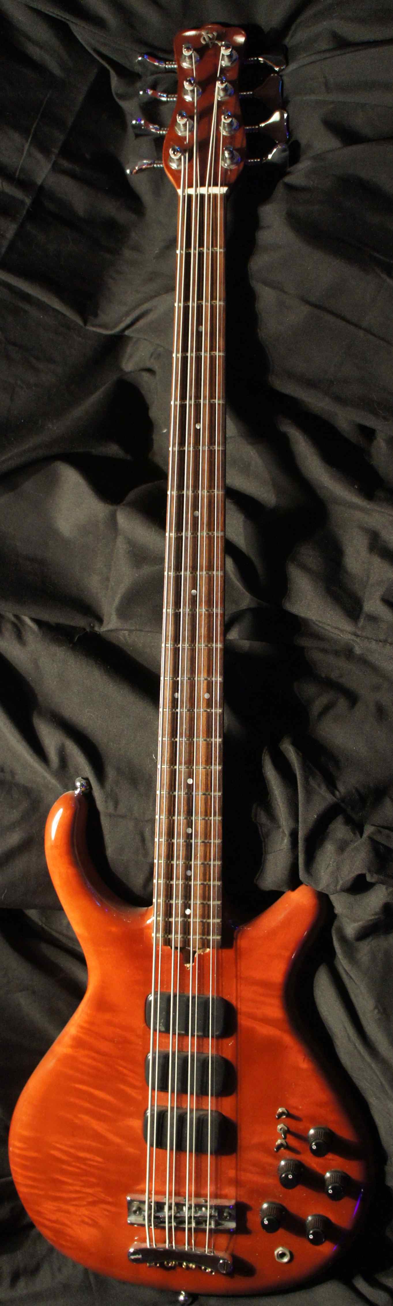 Kasim Sulton Bass